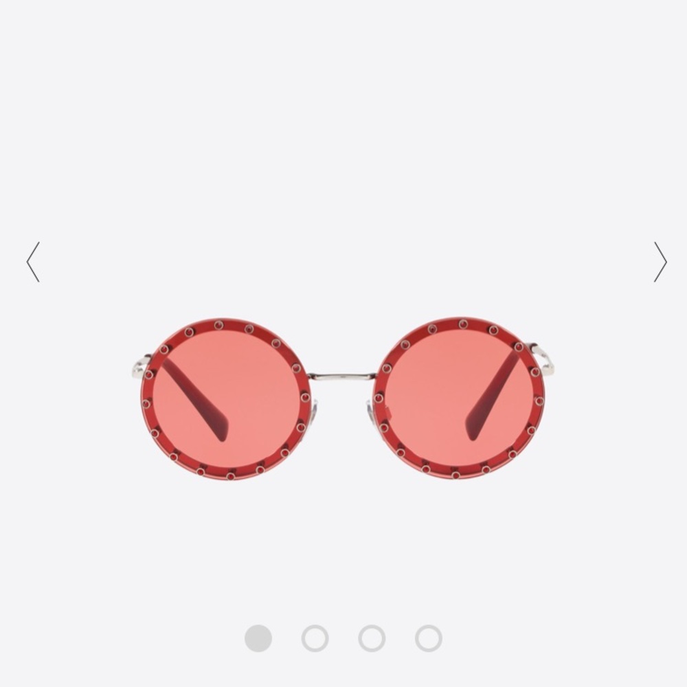 VALENTINO rock stud sunglasses red.